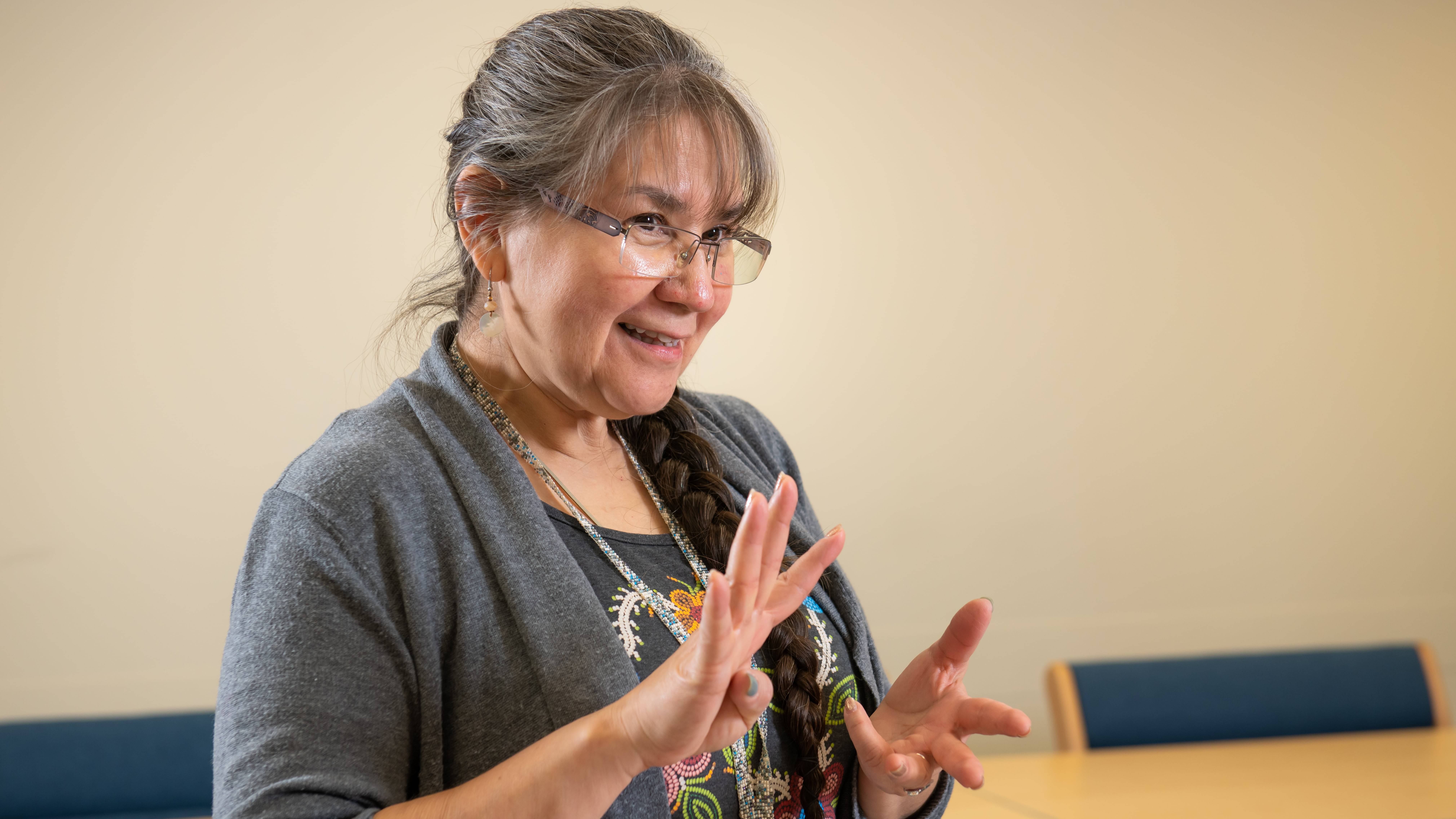 AKNS Instructor teaches in the Alaska Languages Lab