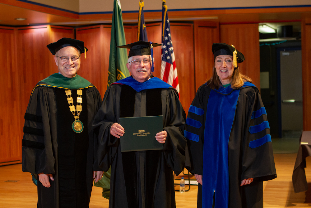 Allan Barnes receives emeritus status from Chancellor Parnell and Provost Runge