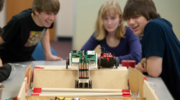 UAA School of Engineering hosted summer camp