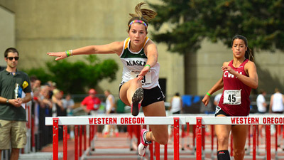 Haleigh Lloyd, UAA Track Haleigh Lloyd, UAA Track