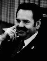 David Outcalt served as UAA chancellor from 1981-1986.