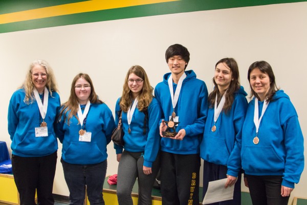 20140317-kodiak-hs-tsunami-bowl-team