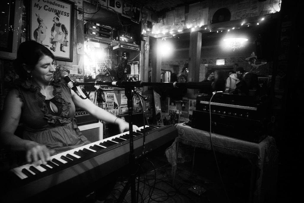 Alaskan Music at The Alaskan, Juneau, AK (photo by John Hutchins)(2)