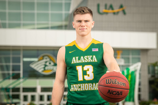Seawolf studnet-athlete Tobin Karlberg