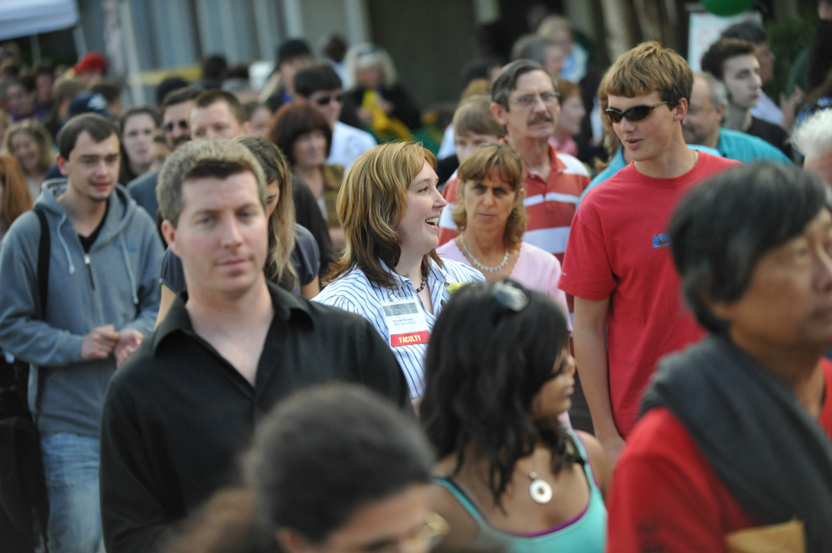 Crowds at Campus Kickoff 2009.