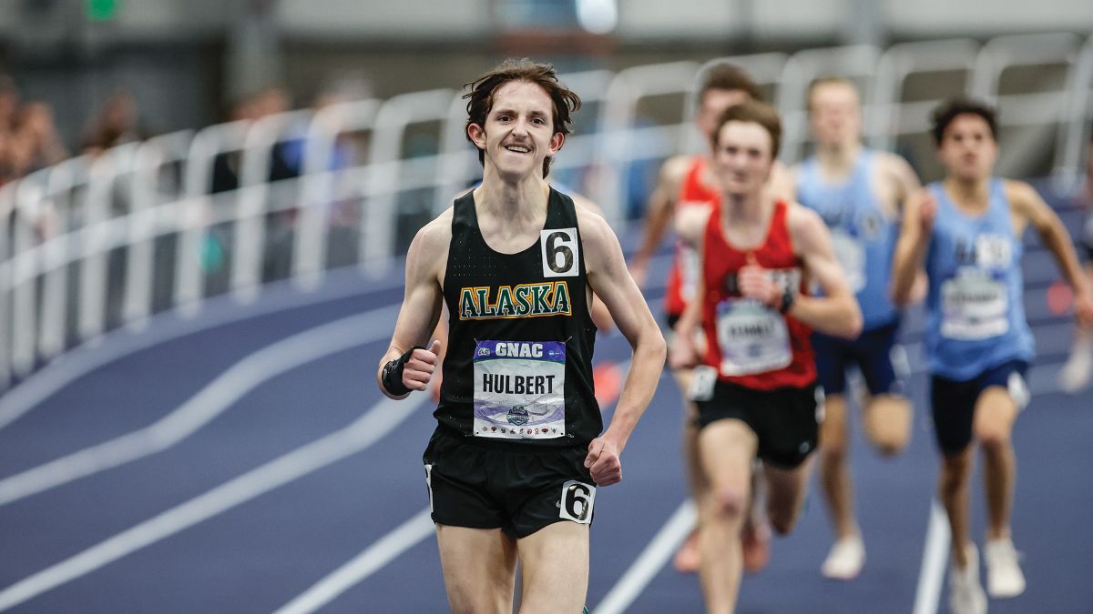 Charlie Hulbert running in a competition