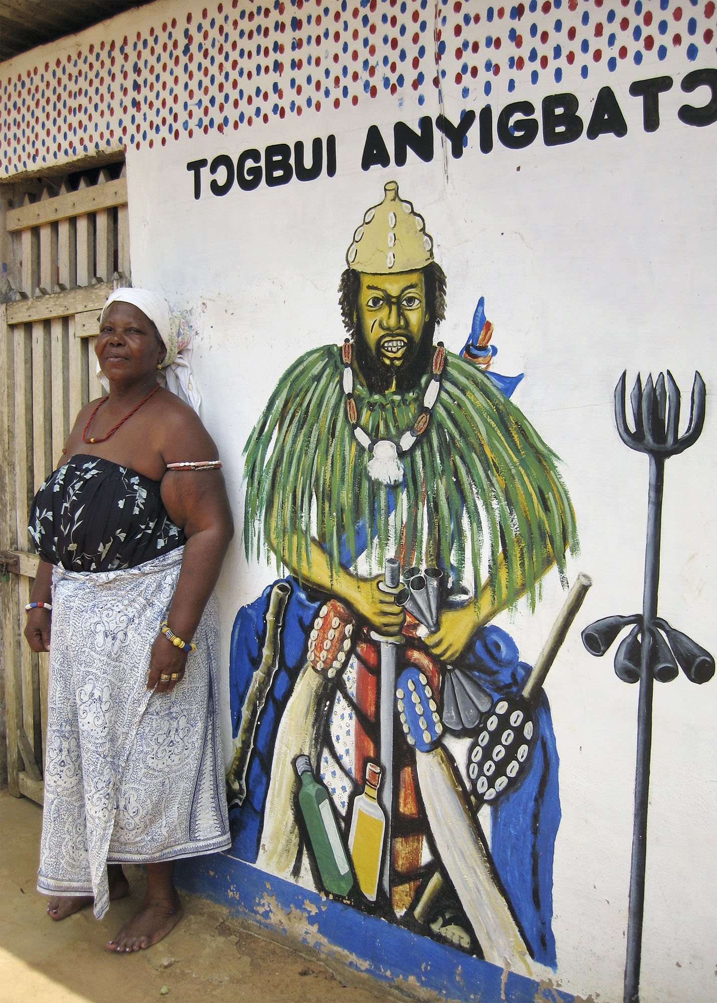Dashi Kemeh Nkegbe and Togbui Anyigbato shrine, image by Brian Jeffery